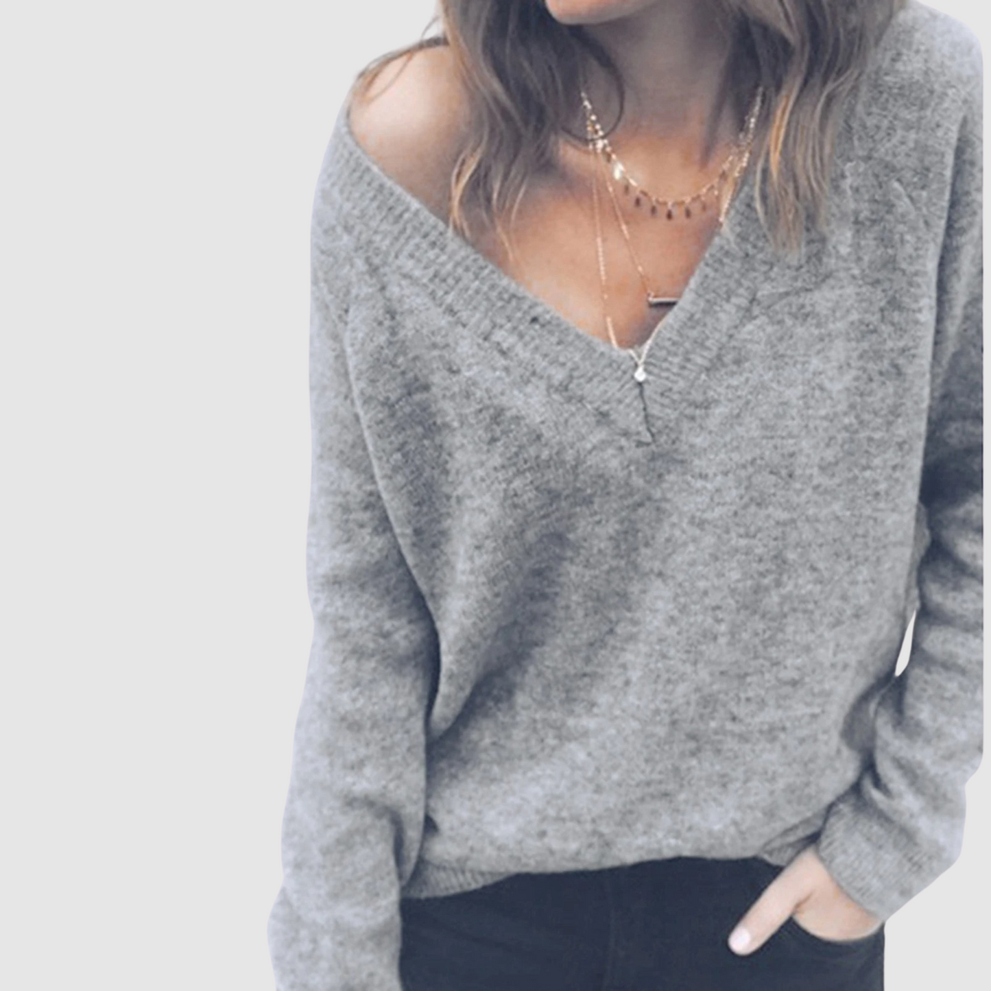 Irene - Knitted sweater with V-neck and loose neckline