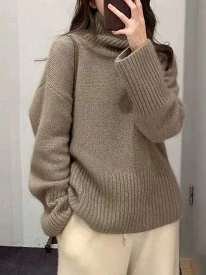 Anna - Knitted sweater with high neck