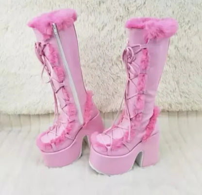 Phoebe - Stylish boots made of faux fur