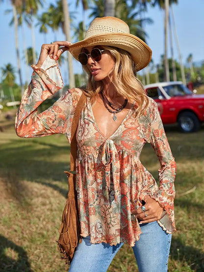 Etta - V-neck top with floral print