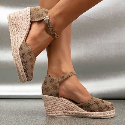 Loise | Beautiful chic wedge heels
