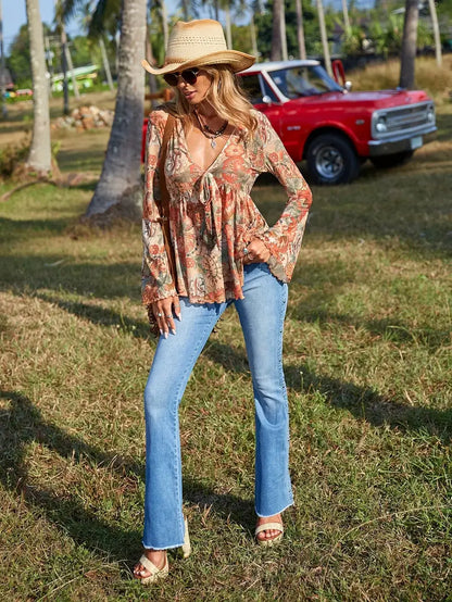 Etta - V-neck top with floral print