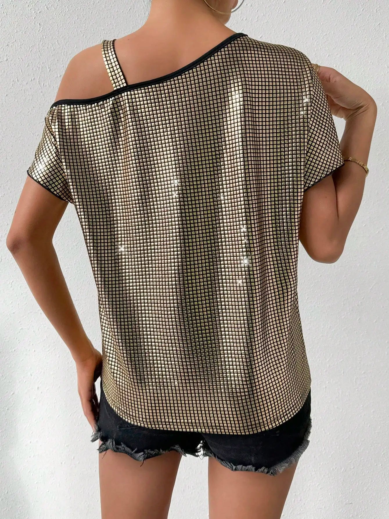 Anita - Asymmetrische damestop met kraag