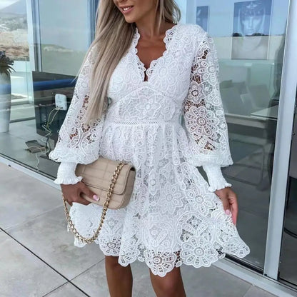 Aurora - Elegante A-lijn kanten midi-jurk