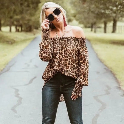 Valentina - Off-the-shoulder top met luipaardprint