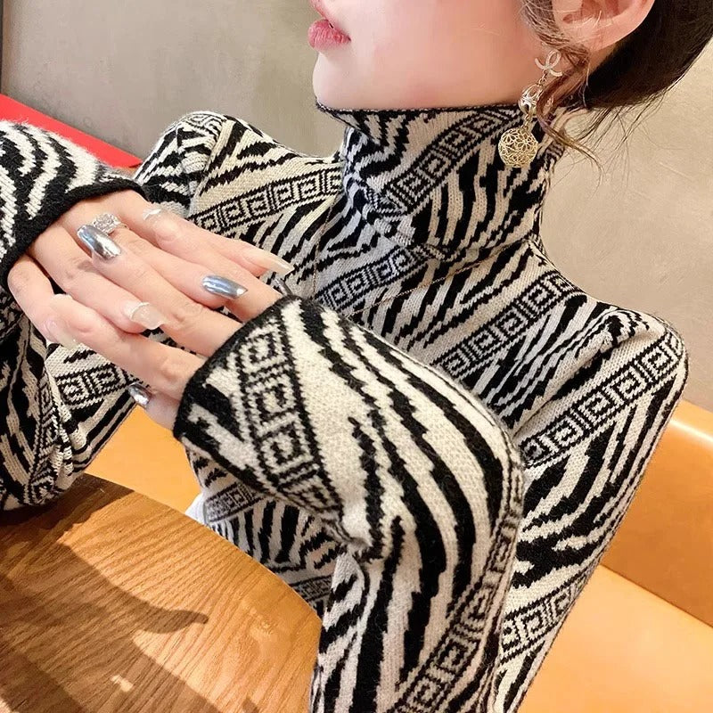 Matilda - Elegant vintage turtleneck sweater