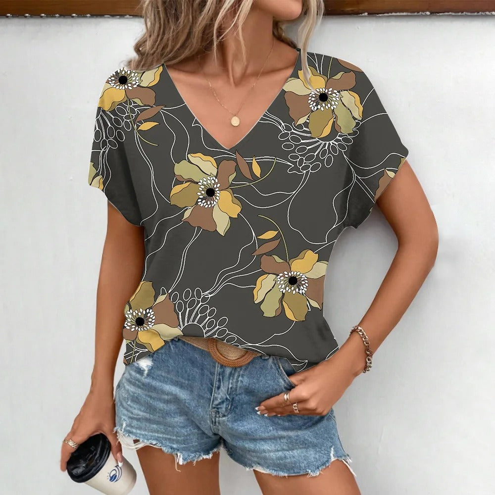 Audrey - Elegant short sleeve shirt with V-neckline