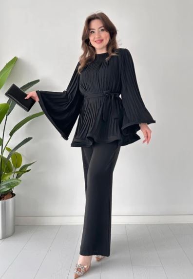 Antonia - Pleated flared top and pants