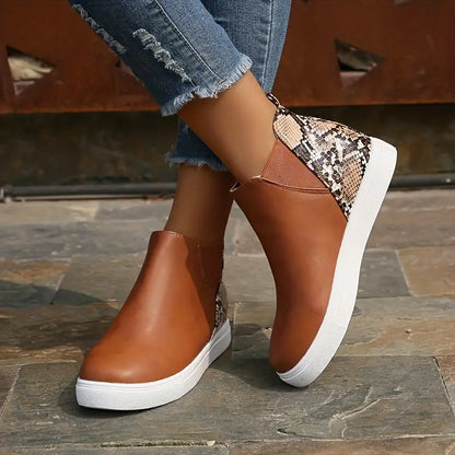 Monroe - Women's boots with snakeskin design