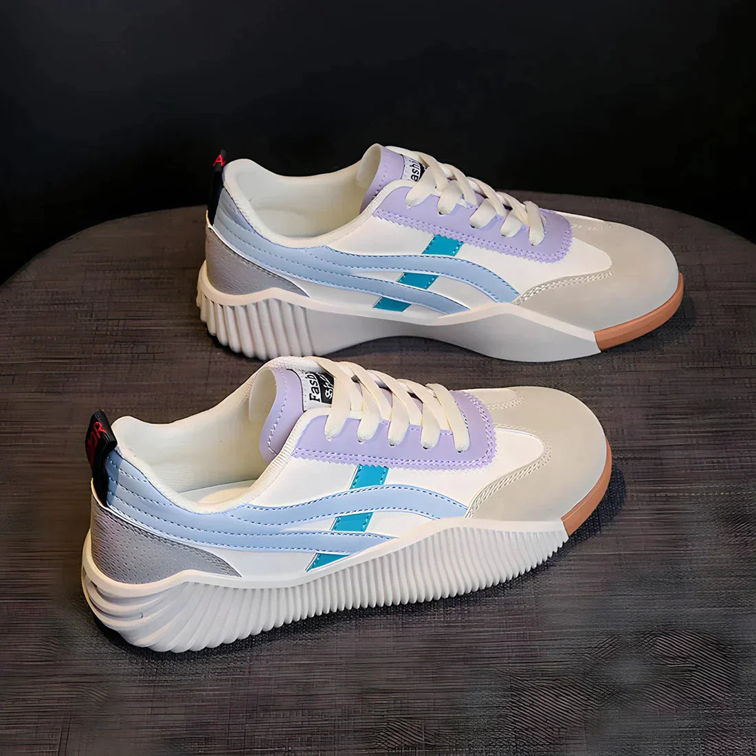 Hazel - Ultra comfortable sneakers