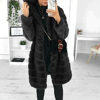 Helen - Fluffy faux fur coat