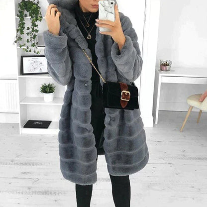 Helen - Fluffy faux fur coat