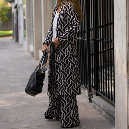 Fiona - Neues Set mit geometrischem Druck