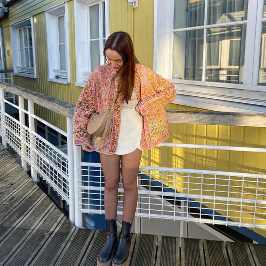 Darla - Fashionable, elegant jacket with print